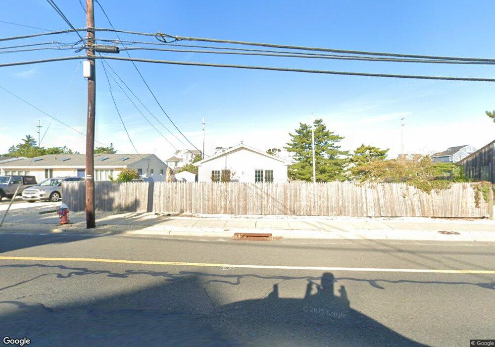 335 Highway 35 S, Mantoloking, NJ 08738 - photo 1