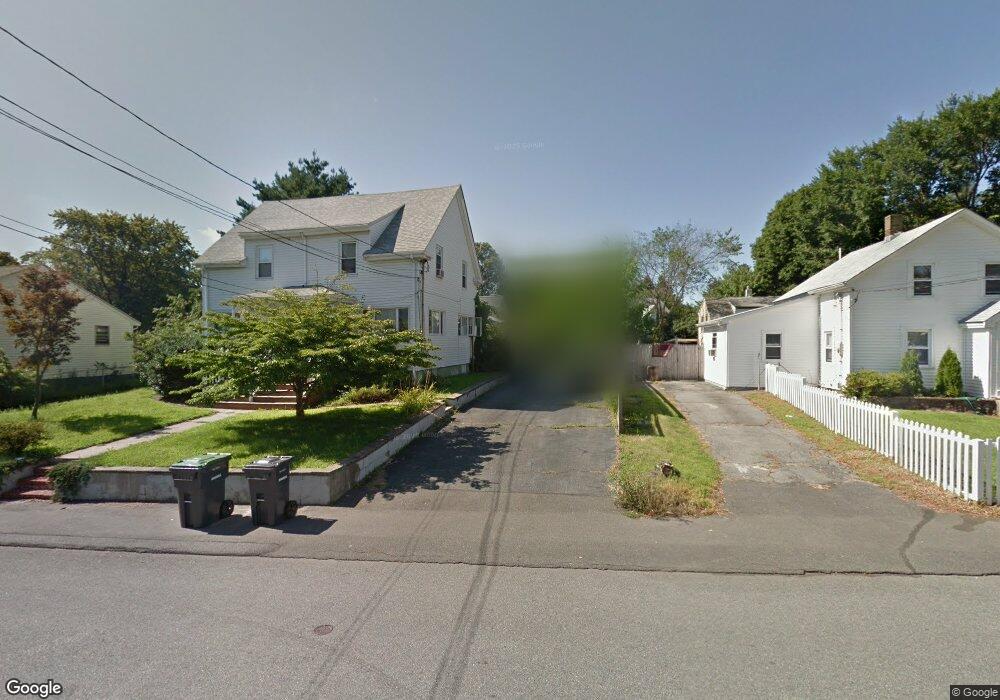 50 Curve St unit 1, Dedham, MA 02026 - photo 1