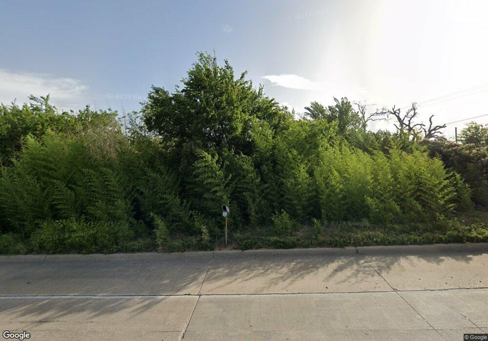 702 N Interstate 35 E, Denton, TX 76205 - photo 1