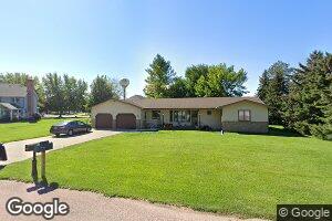 808 E Clay St, Elk Point, SD 57025