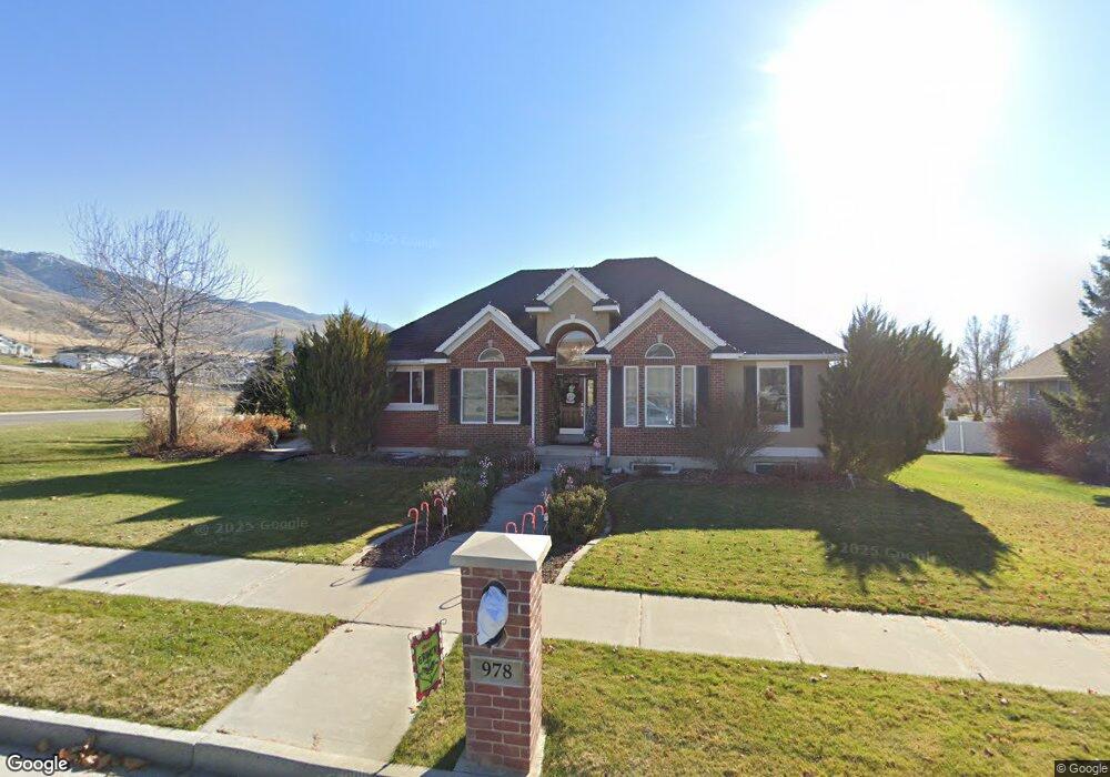 978 Milestone Dr, Smithfield, UT 84335 - photo 1