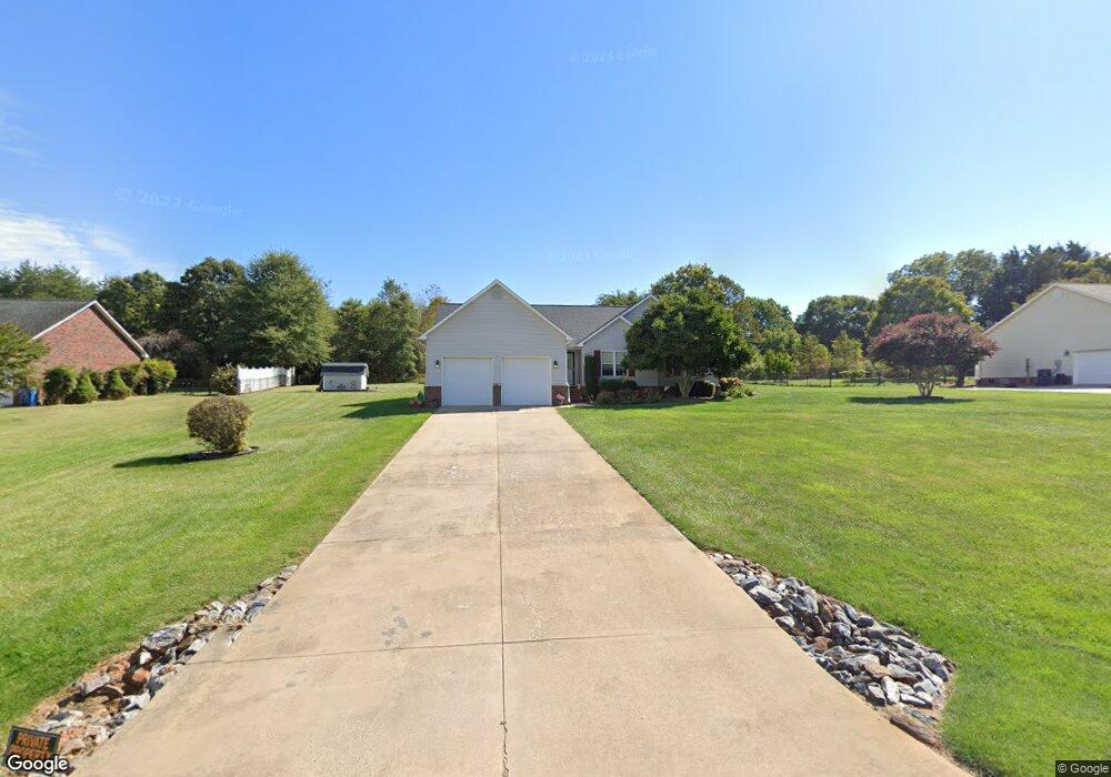 122 Fairgate Dr, Statesville, NC 28625 - photo 1