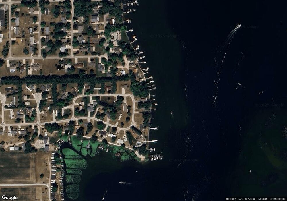 175 Ems D21 Ln, Syracuse, IN 46567 - photo 1