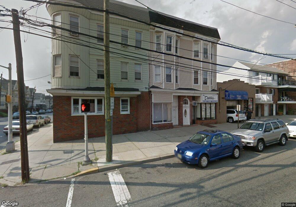 677 John Fitzgerald Kennedy Blvd unit 1L, Bayonne, NJ 07002 - photo 1