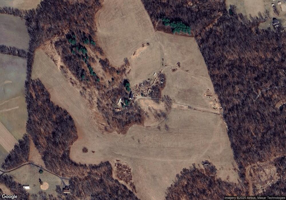 11528 Houck Rd, Union Bridge, MD 21791 - photo 1