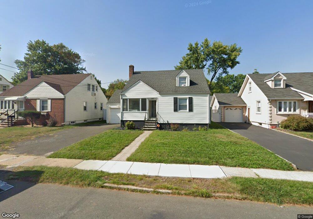 1281 Wilshire Dr, Union, NJ 07083 - photo 1