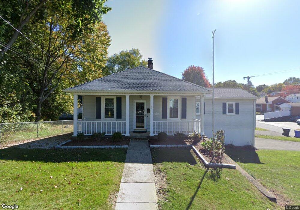 5 Mount Vernon Ave, Oakville, CT 06779 - photo 1