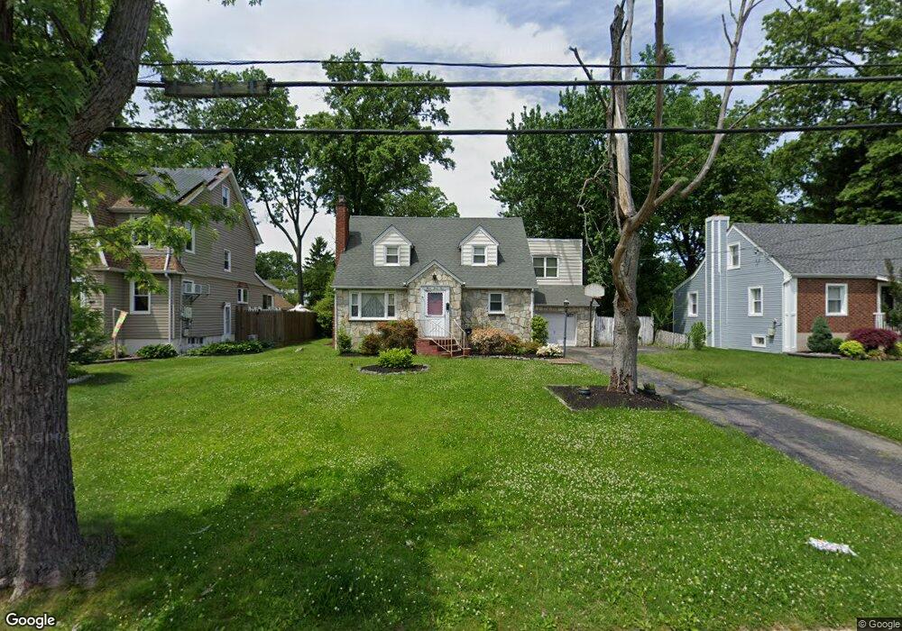 352 W 4th Ave, Roselle, NJ 07203 - photo 1