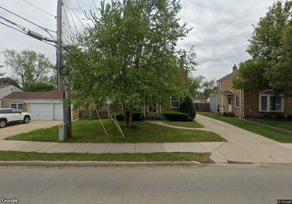 563 E Thacker St, Des Plaines, IL 60016 - photo 1