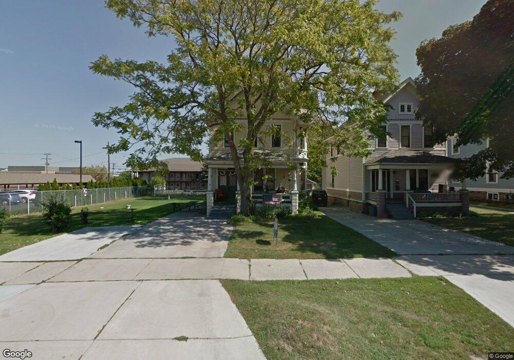 1600 Military St unit B5, Port Huron, MI 48060 - photo 1