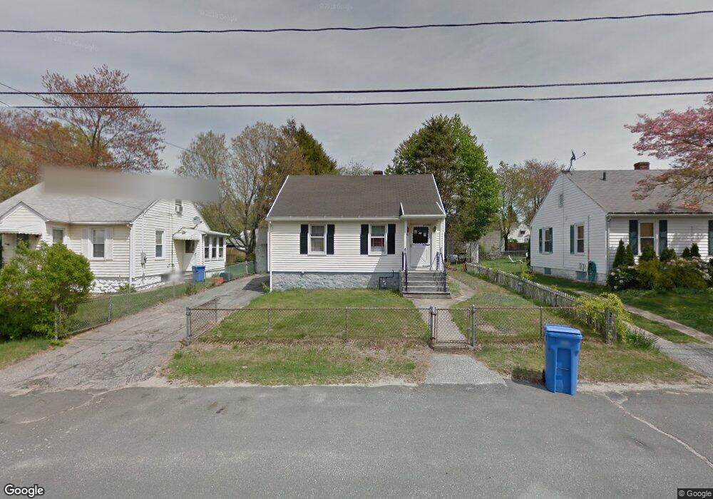 224 Macauley Ave, Waterbury, CT 06705 - photo 1