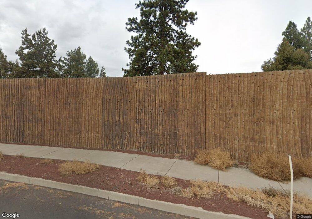 1045 SW Hill St, Bend, OR 97702 - photo 1