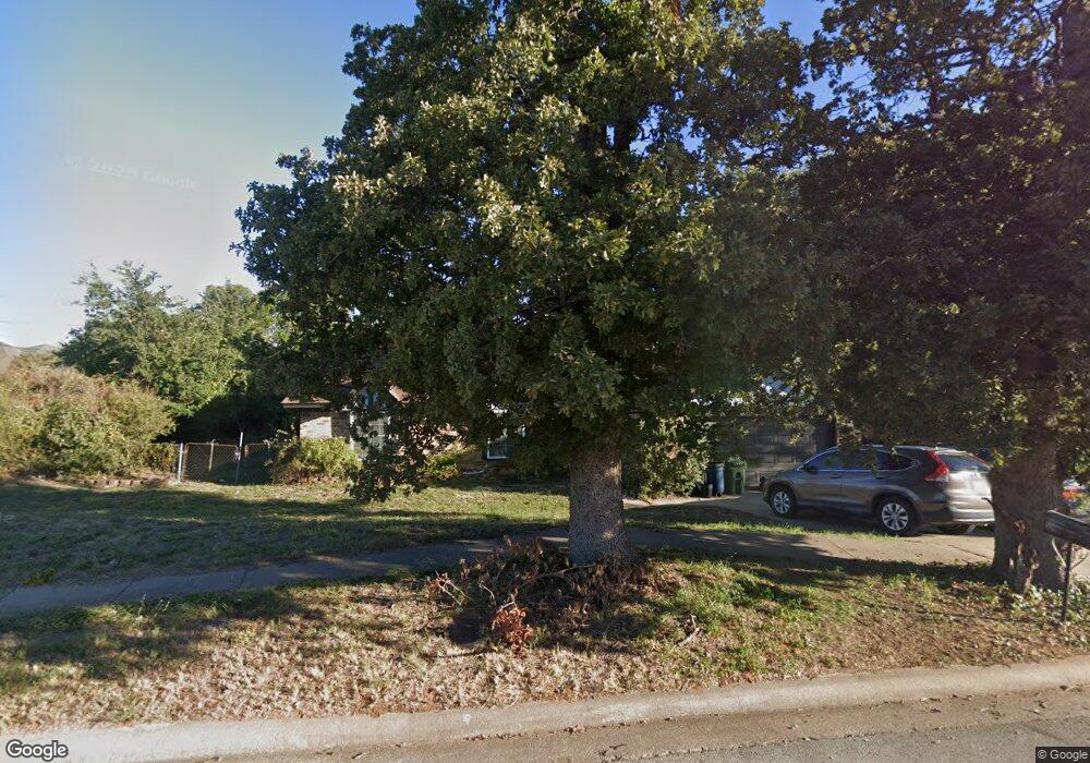 752 Regency Dr, Hurst, TX 76054 - photo 1