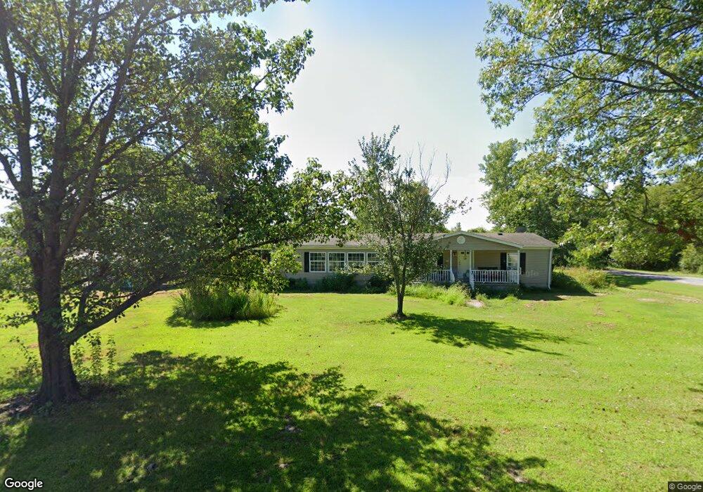 1817 Chestnut St, Harrisburg, IL 62946 - photo 1