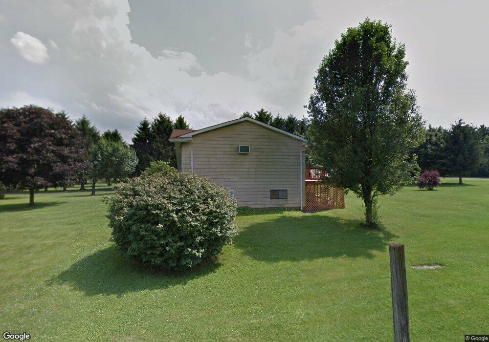 7425 Arrowhead Rd, Bath, PA 18014 - photo 1