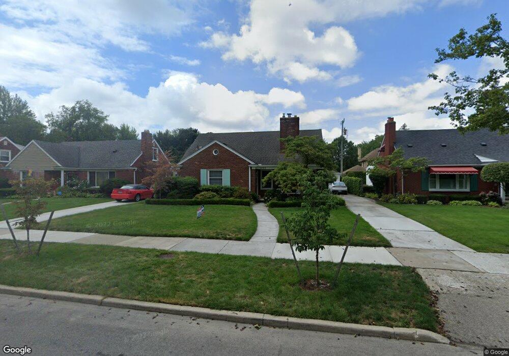 1055 Somerset Ave, Grosse Pointe Park, MI 48230 - photo 1