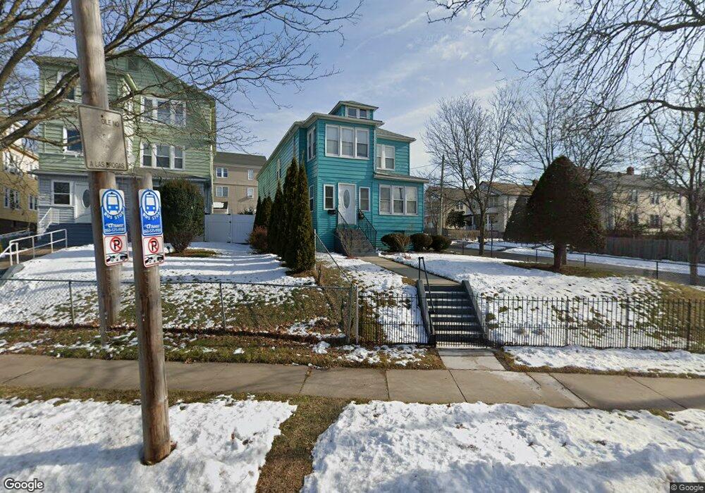 202 Cornwall St unit 204, Hartford, CT 06112 - photo 1