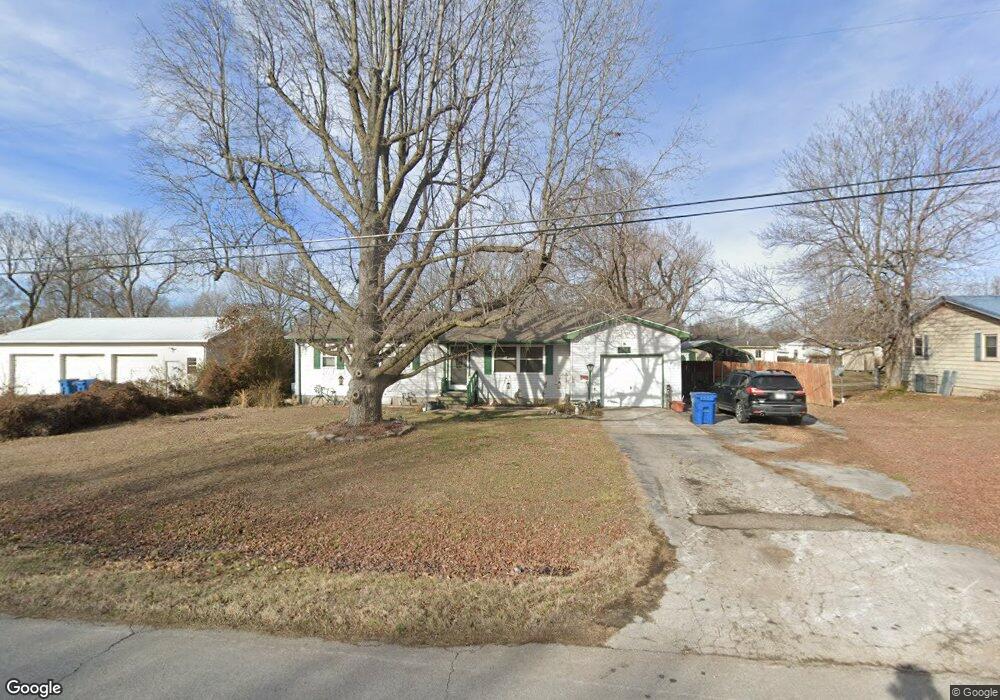 202 N Grimes St, Carl Junction, MO 64834 - photo 1