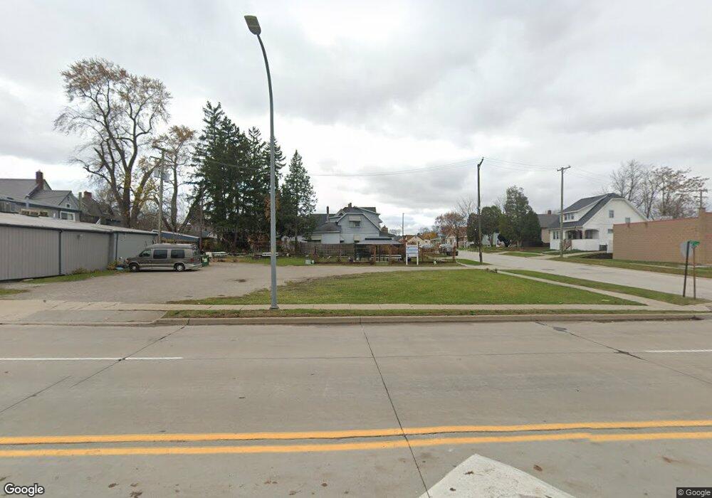 603 10th St, Port Huron, MI 48060 - photo 1