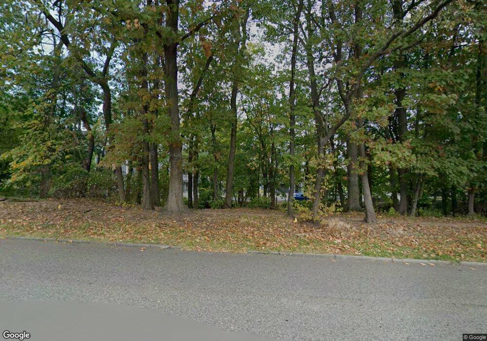 40 Triumph Ct, East Rutherford, NJ 07073 - photo 1