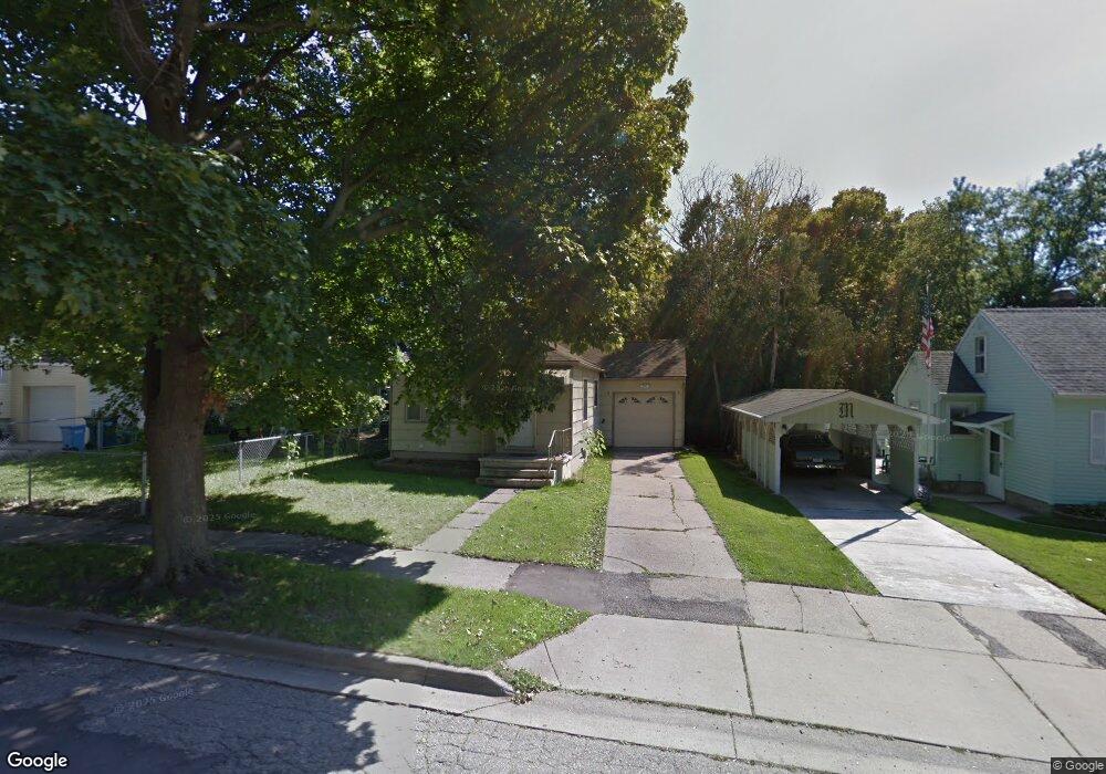 1012 Climax St, Lansing, MI 48912 - photo 1