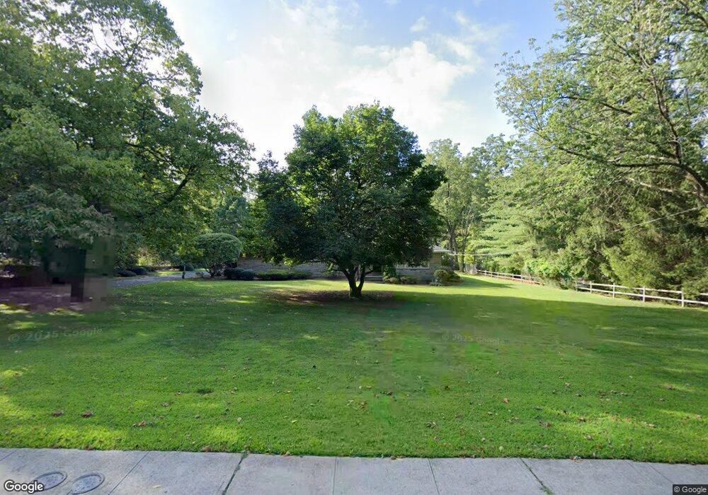 85 Old Tappan Rd, Old Tappan, NJ 07675 - photo 1