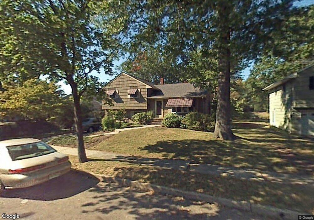 722 Cedar Crest Dr, Bound Brook, NJ 08805 - photo 1