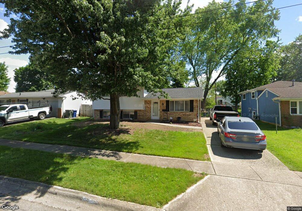 4825 Bromsgrove Ct, Columbus, OH 43232 - photo 1