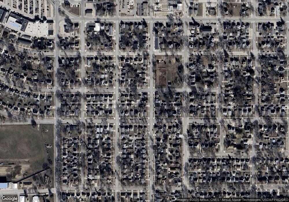 402 9th St SW, Austin, MN 55912 - photo 1