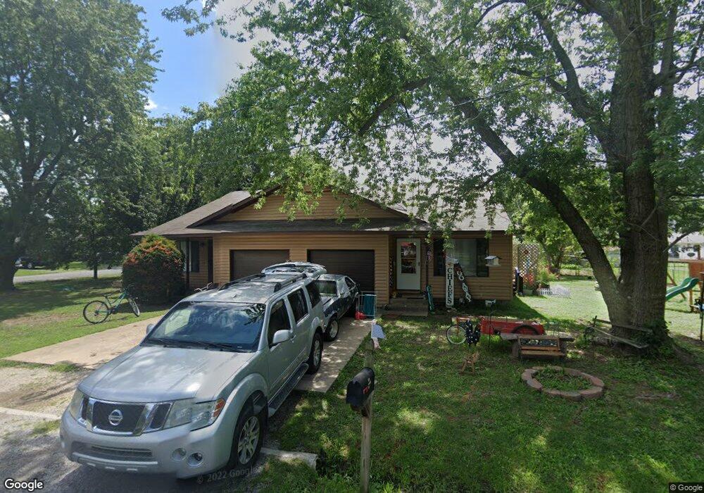 703 W Benton St, Gentry, AR 72734 - photo 1