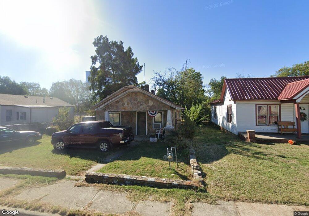 409 W Rosa St, Shawnee, OK 74804 - photo 1