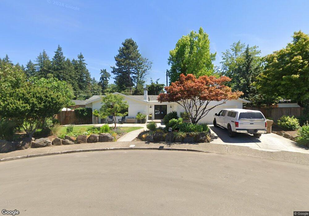 1140 Hallinan Ct, Lake Oswego, OR 97034 - photo 1