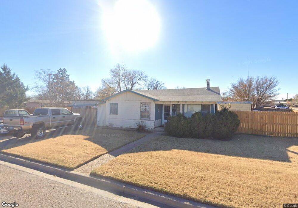 2713 W 8th St, Plainview, TX 79072 - photo 1