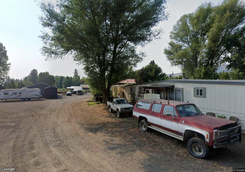 139 Bell St, Halfway, OR 97834 - photo 1