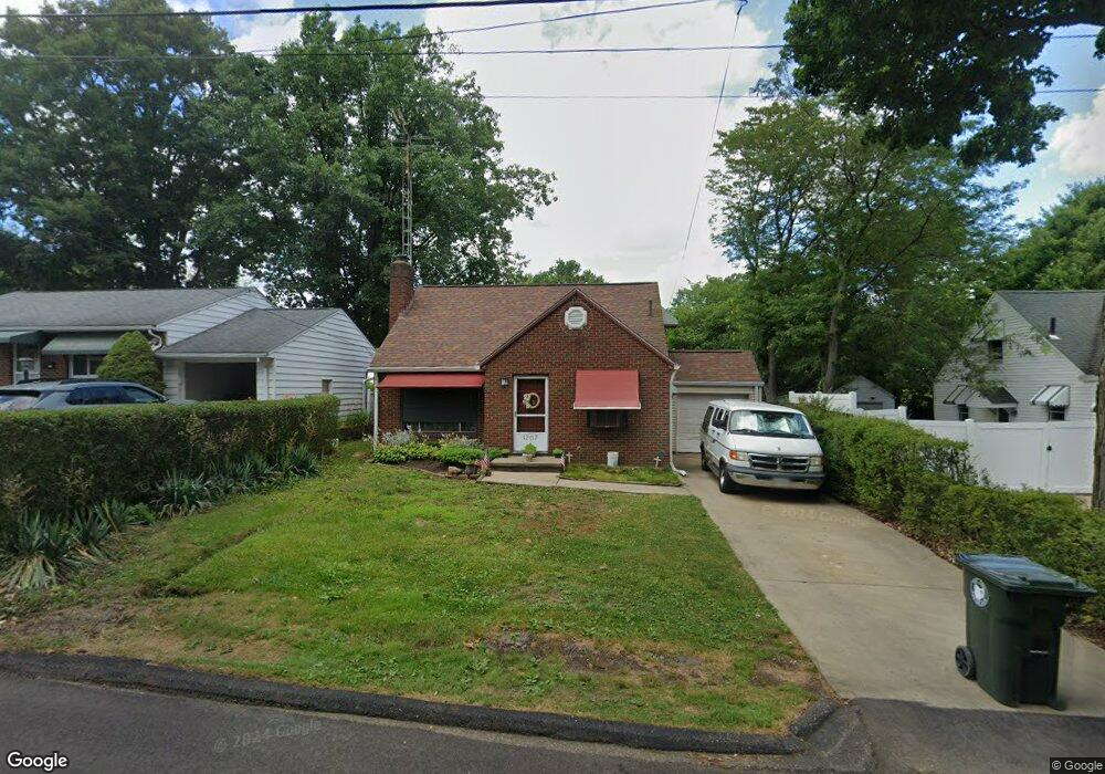 1207 20th St NE, Canton, OH 44714 - photo 1