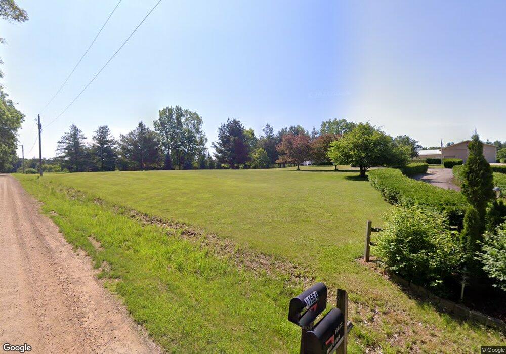 11672 W Dunloggin Rd, Lena, IL 61048 - photo 1