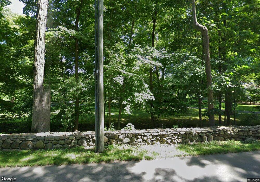 688 Silvermine Rd, New Canaan, CT 06840 - photo 1