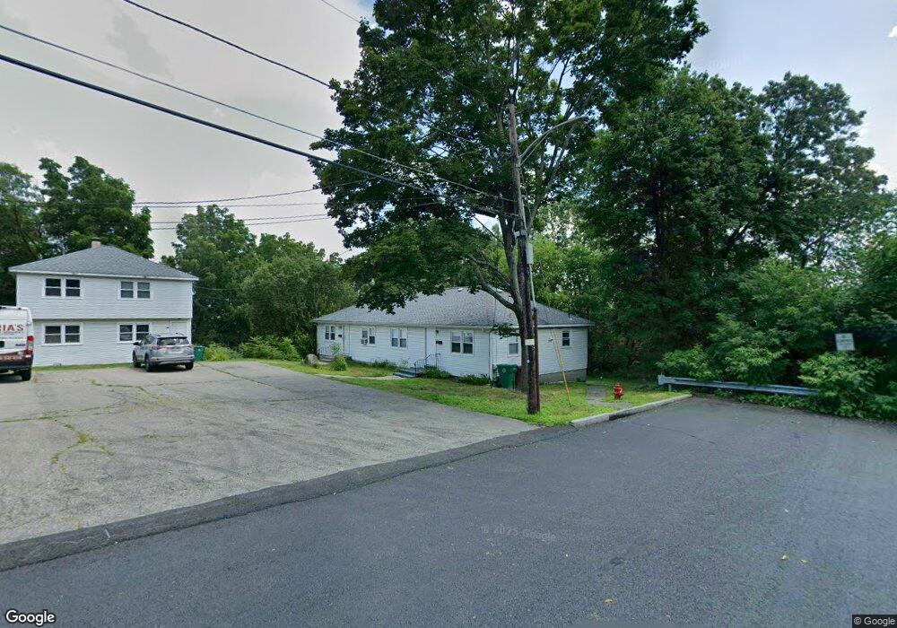 11 Beacon St unit Quiet Community, Lowell, MA 01850 - photo 1