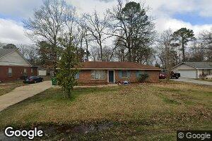 1814 Elmwood Dr, Demopolis, AL 36732
