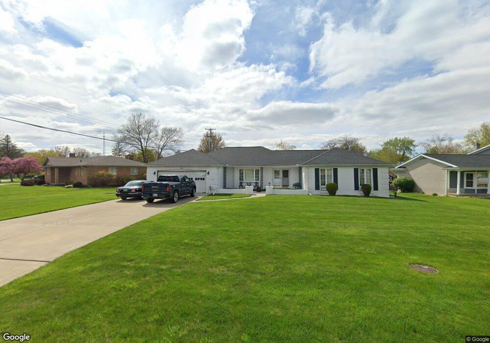 1425 Wagon Wheel Ln, Grand Blanc, MI 48439 - photo 1