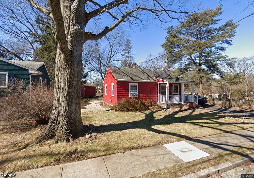 2 Lawrence St, Metuchen, NJ 08840 - photo 1