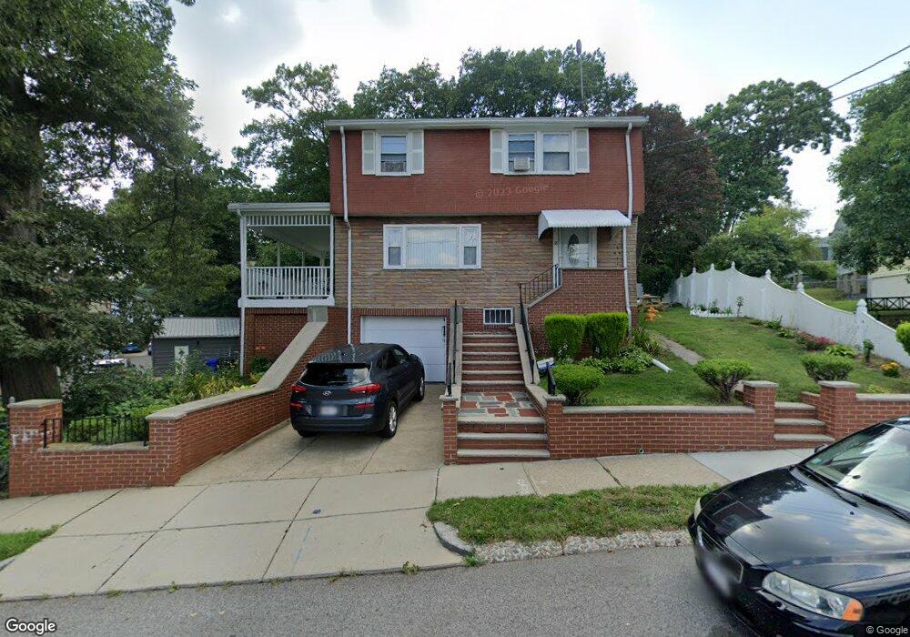 18 Ridgeview Ave, Mattapan, MA 02126 - photo 1