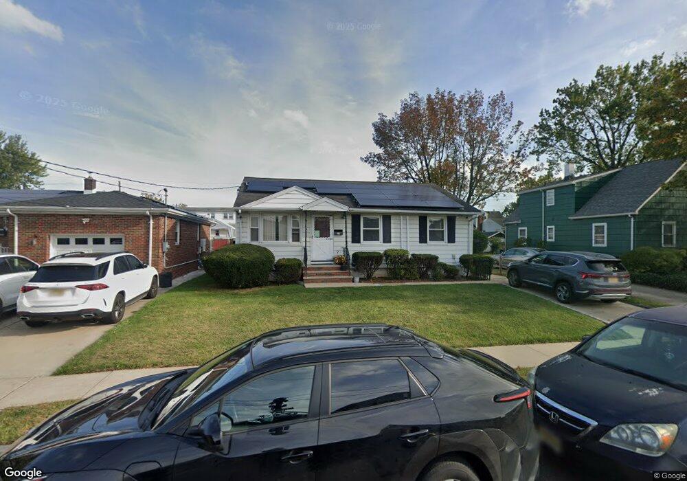 18 Pine St, Carteret, NJ 07008 - photo 1