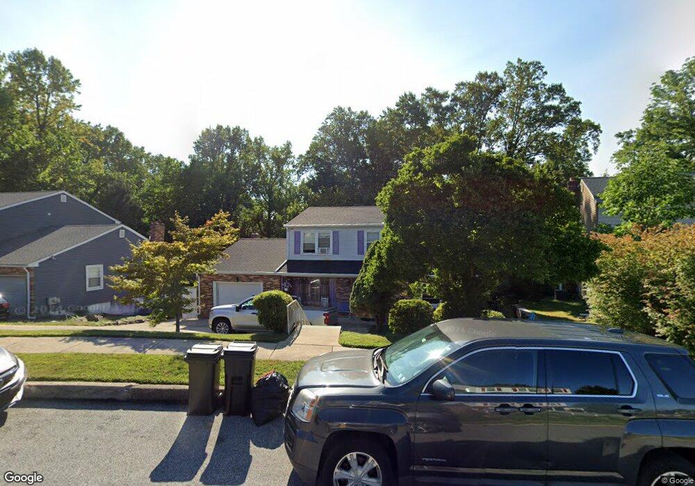 427 Camelot Dr, Brookhaven, PA 19015 - photo 1