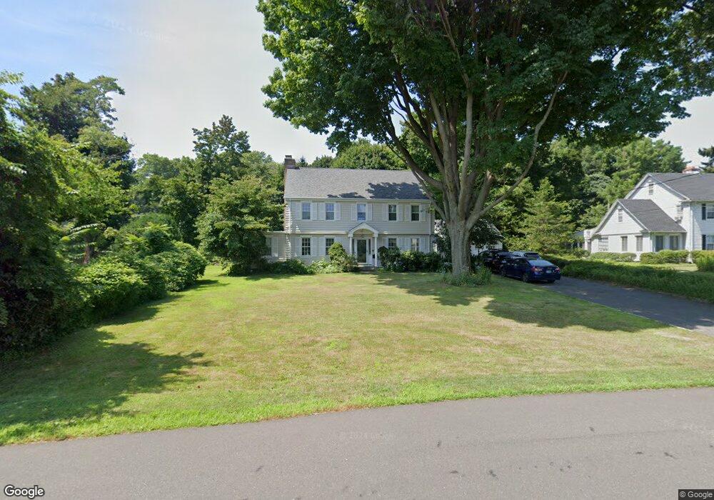 86 Elm St, Fairfield, CT 06824 - photo 1