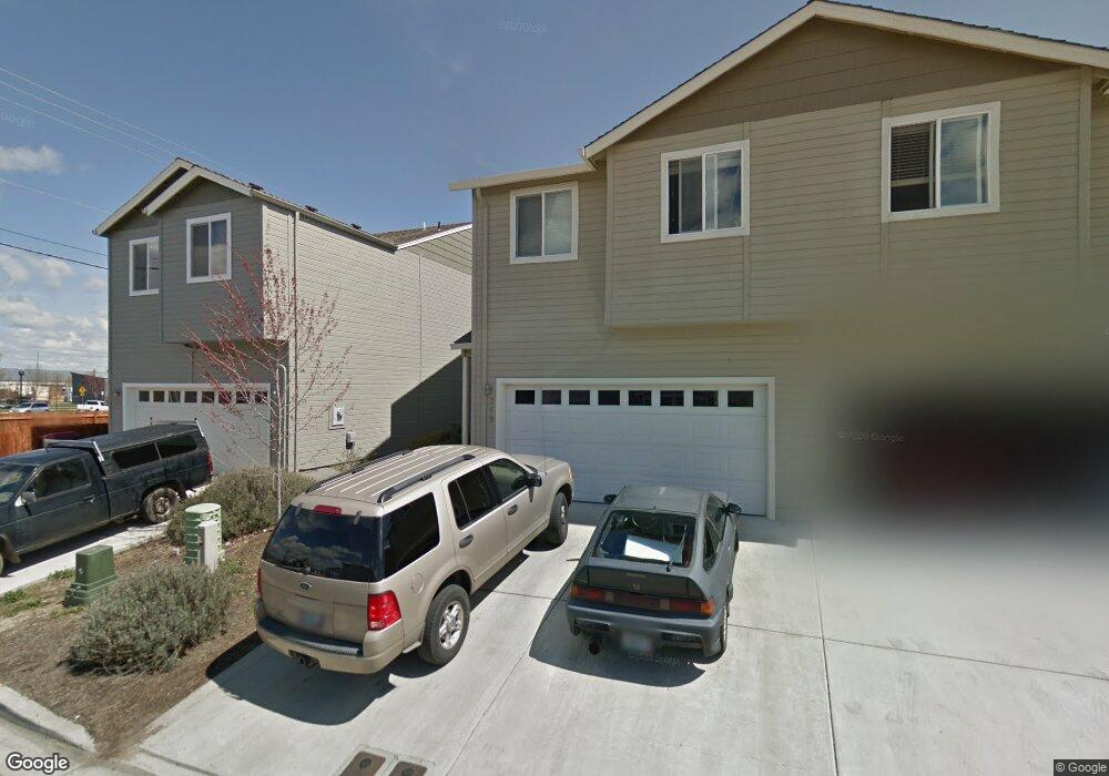 369 Jans Ct, Central Point, OR 97502 - photo 1