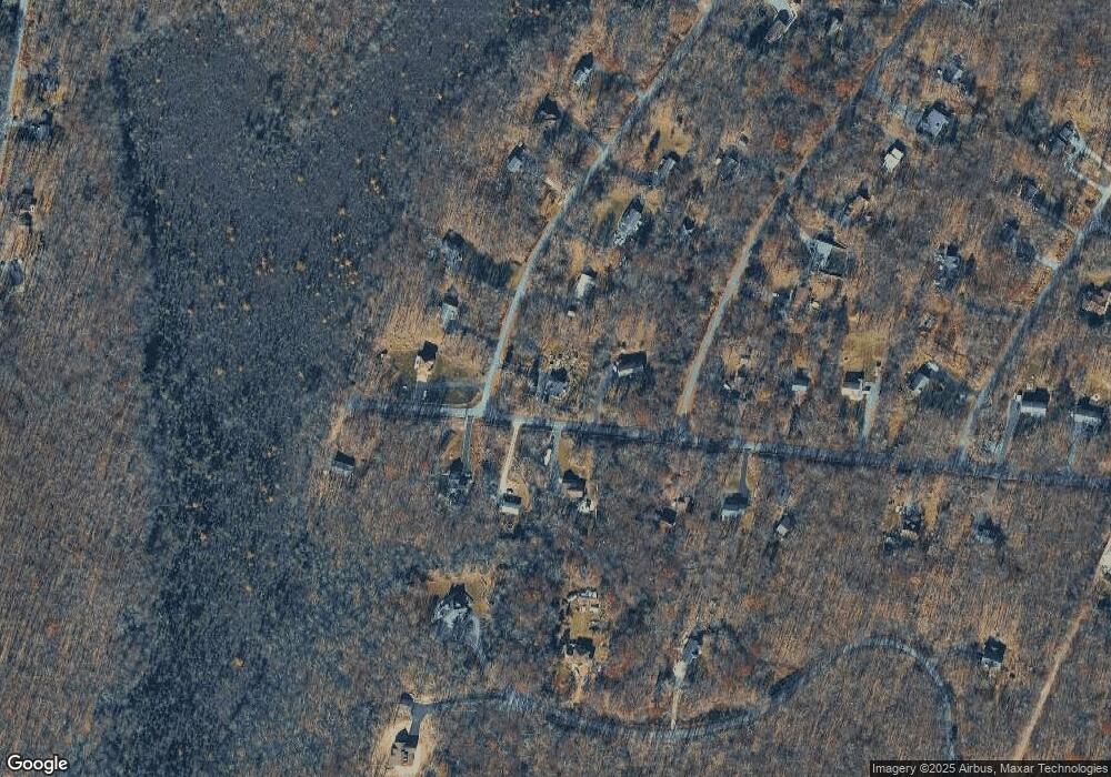 132 Pear Ln, Milford, PA 18337 - photo 1