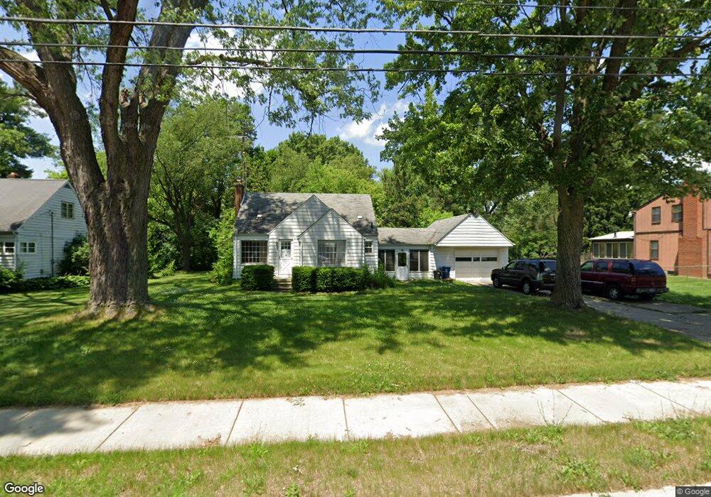 521 E Atherton Rd, Flint, MI 48507 - photo 1