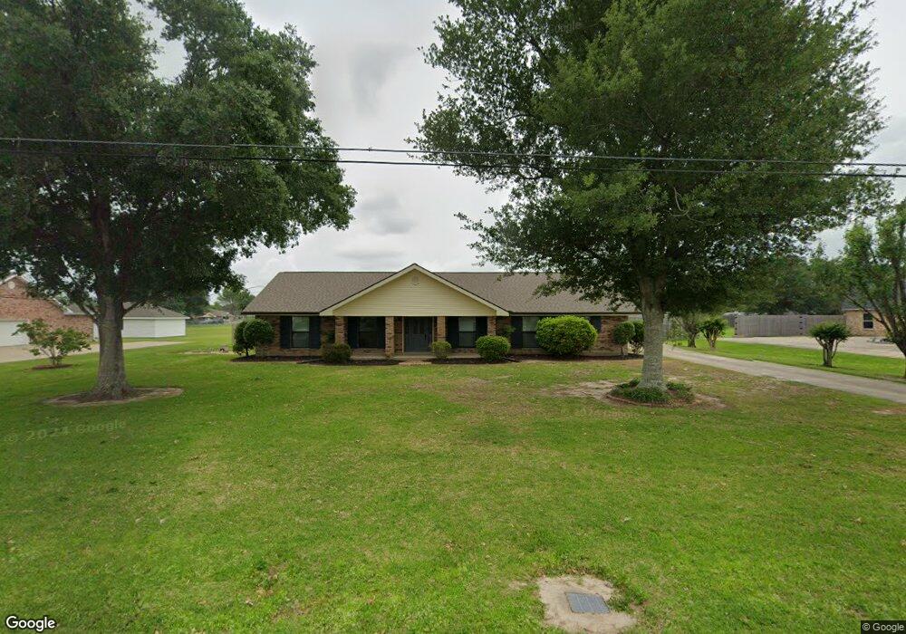 1015 Lakeridge Ln, Lake Charles, LA 70605 - photo 1