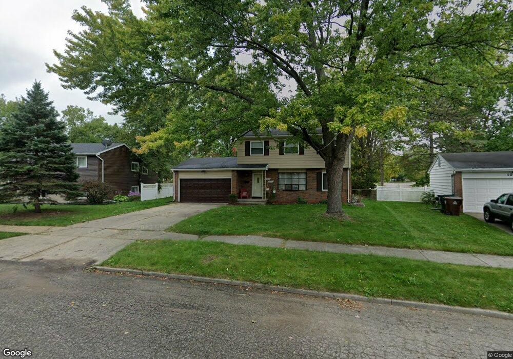 3208 Continental Dr, Lansing, MI 48911 - photo 1
